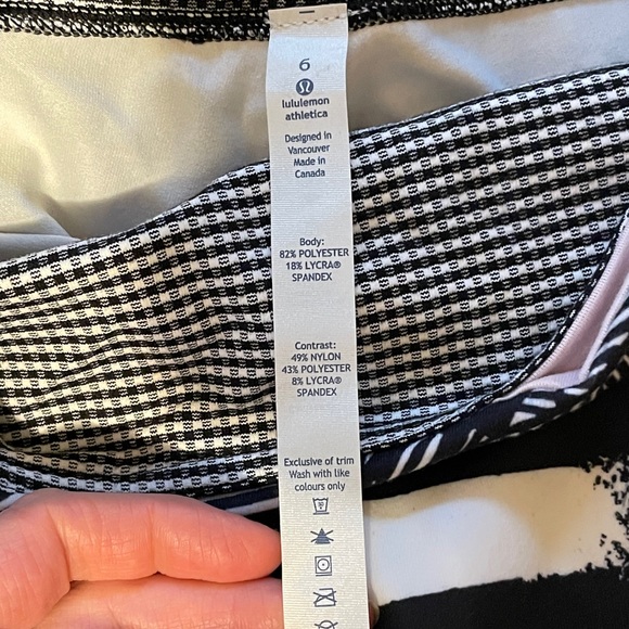 NWT Lululemon Wunder Under Crop II Full on Luon Palms Black White Leggings 6 - Picture 3 of 8